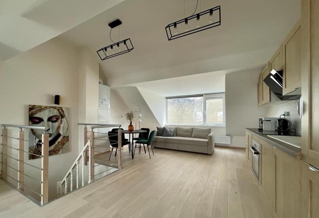 Charming Duplex On The Canal Brussels Ngoại thất bức ảnh