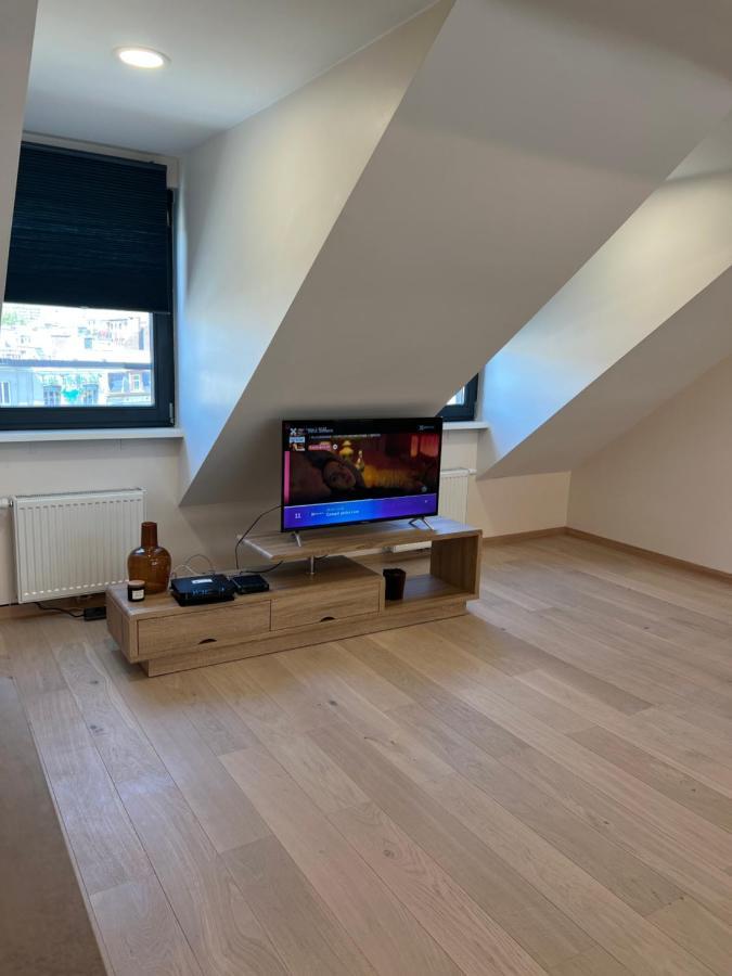 Charming Duplex On The Canal Brussels Ngoại thất bức ảnh