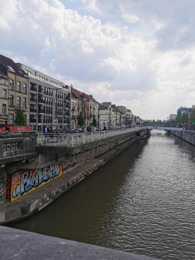 Charming Duplex On The Canal Brussels Ngoại thất bức ảnh
